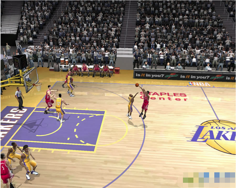 [体育竞速]NBA LIVE 05 中文版